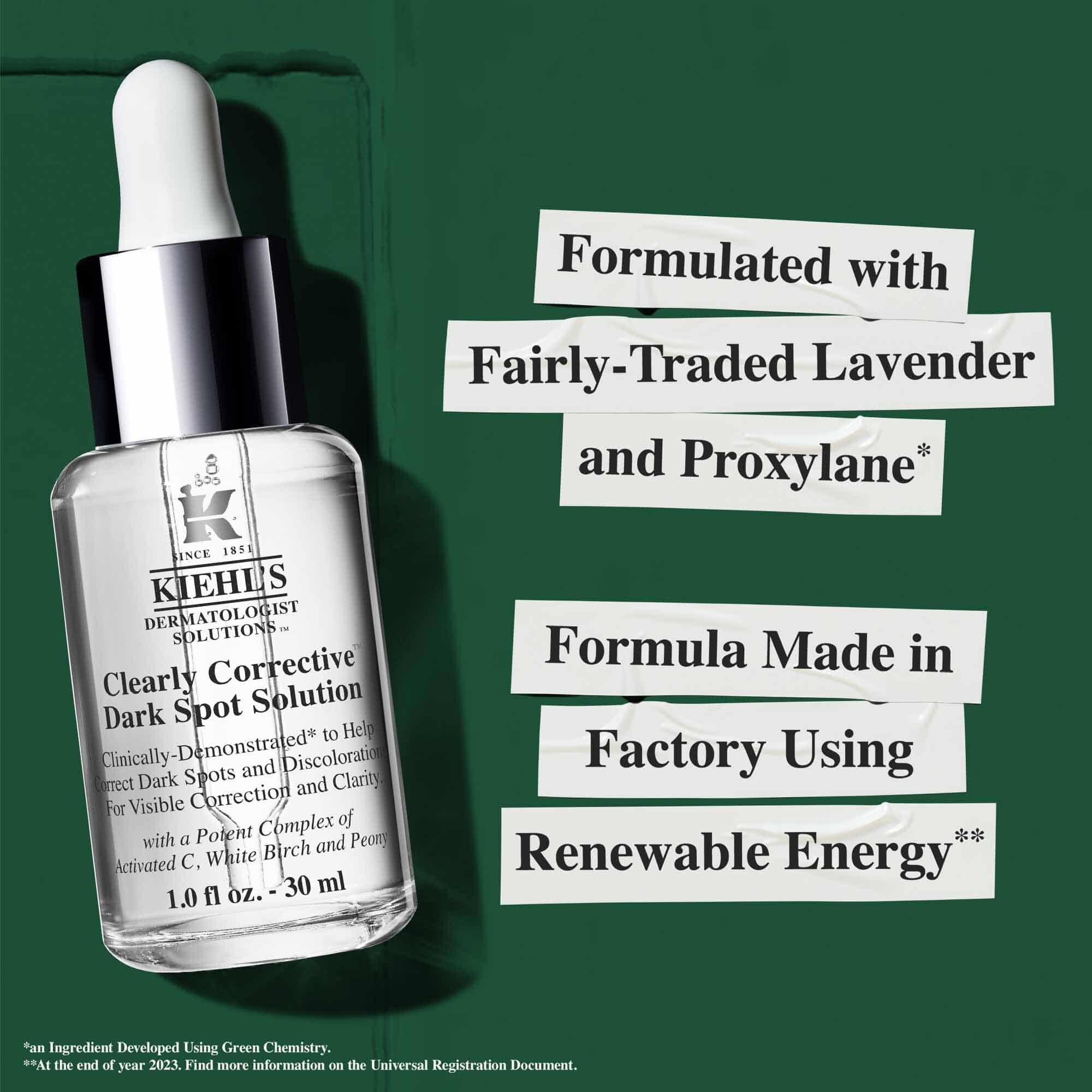 Бутилка Clearly Corrective Dark Spot Solution с твърдения за устойчивост относно възобновяема енергия и рециклирано стъкло.
