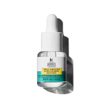 15 мл бутилка Truly-Targeted Blemish-Clearing Solution на Kiehl's на бял фон.