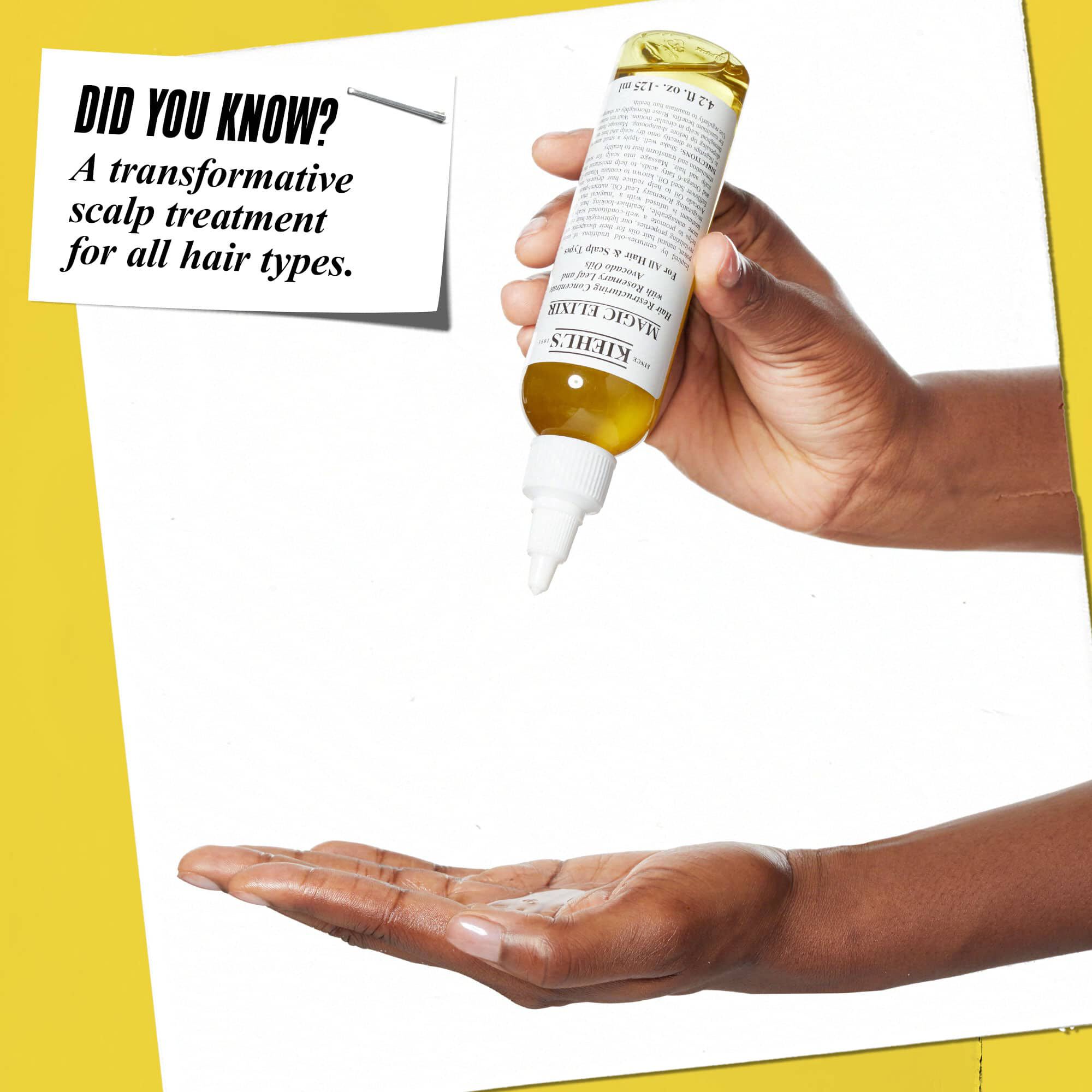 Ръка, дозираща Magic Elixir Hair Oil върху друга ръка. Текстът гласи: „Знаехте ли? Трансформираща терапия за скалп за всички типове коса.“
