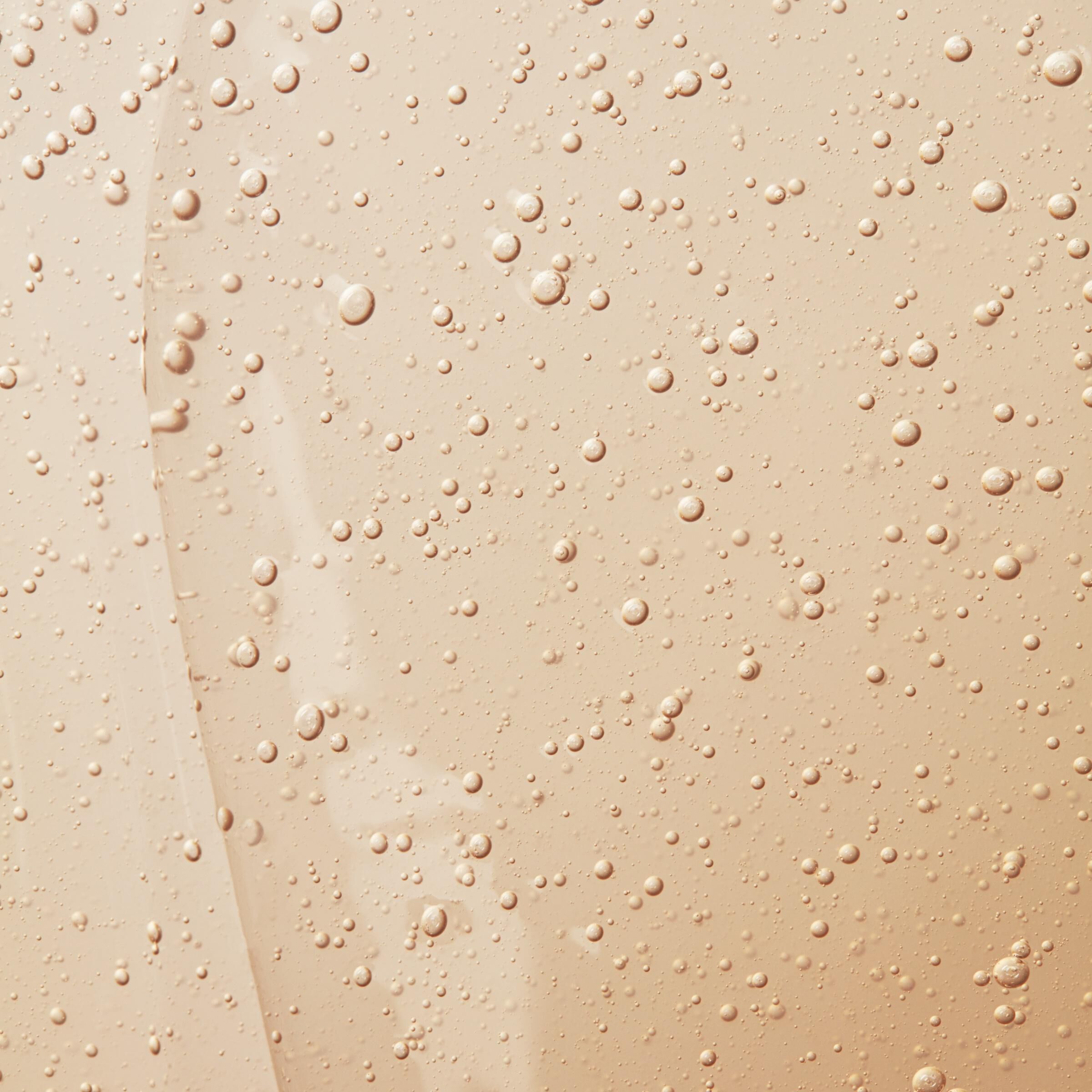 Smoothing Oil-Infused Shampoo